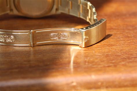 rolex 7205 oro gold|rolex gold watches price list.